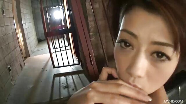 Kualitas HD : Dua wanita terangsang menikmati seks lesbian yang penuh vidio bokep xxx gratis gairah Film porno gratis