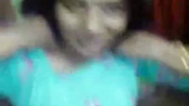 Kualitas HD : Pirang muda kurus tergoda untuk menelanjangi dan youtube bokep sek bermain-main Film porno gratis