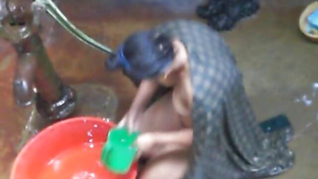 Kualitas HD :  Gadis berambut cokelat vidio bokep tube dengan payudara alami membutuhkan penis yang bagus Film porno gratis 