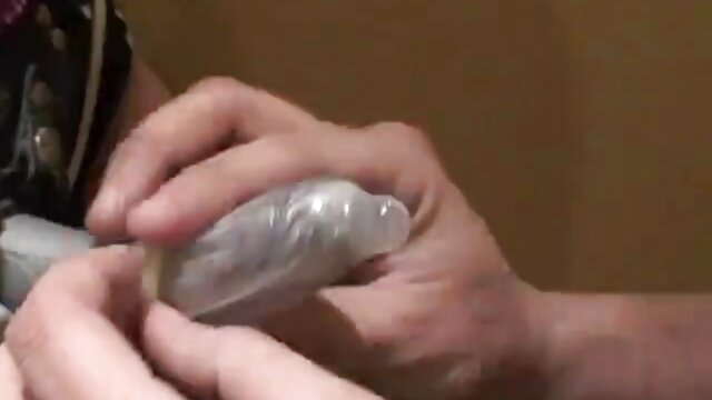 Kualitas HD :  Pirang mungil sedang kacau oleh xxx bokep tube satu pejantan kontol besar yang terangsang Film porno gratis 