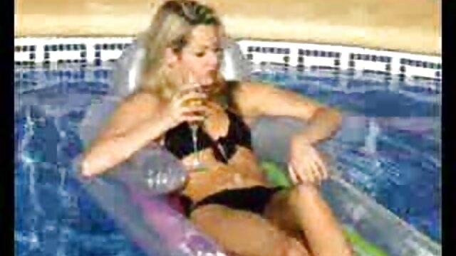 Kualitas HD :  Ayah tiri membuat cinta anal untuk remaja kecokelatan dengan payudara kecil di kamar bokep tube 88 tidur Film porno gratis 